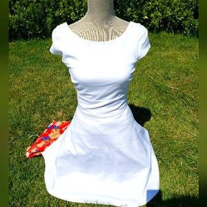 White dress from Banana Republic Size 2